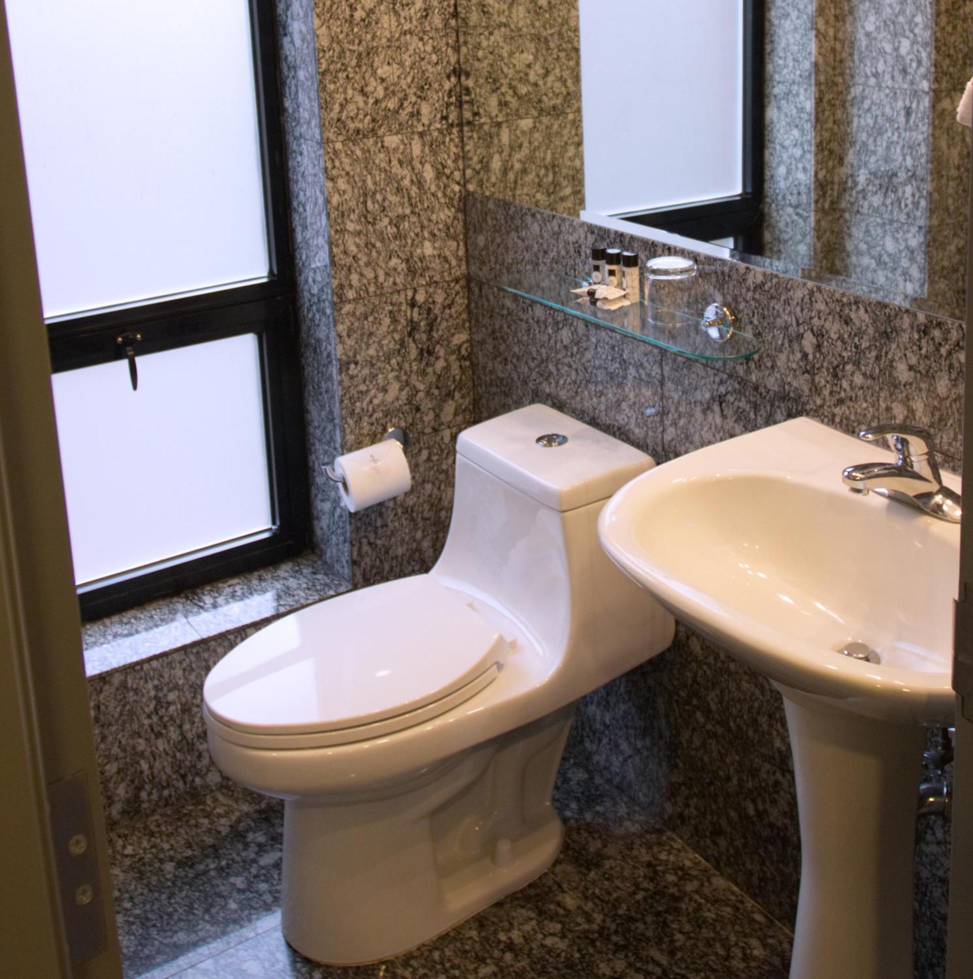 The Ridge 3* New York