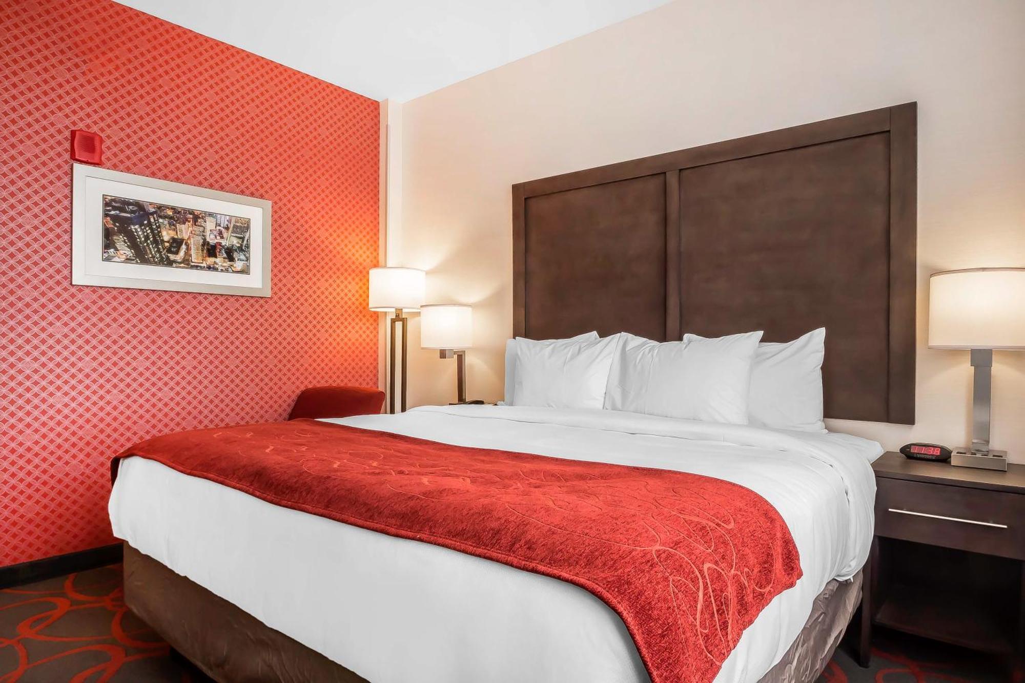 Hotel Comfort & Near Stadium