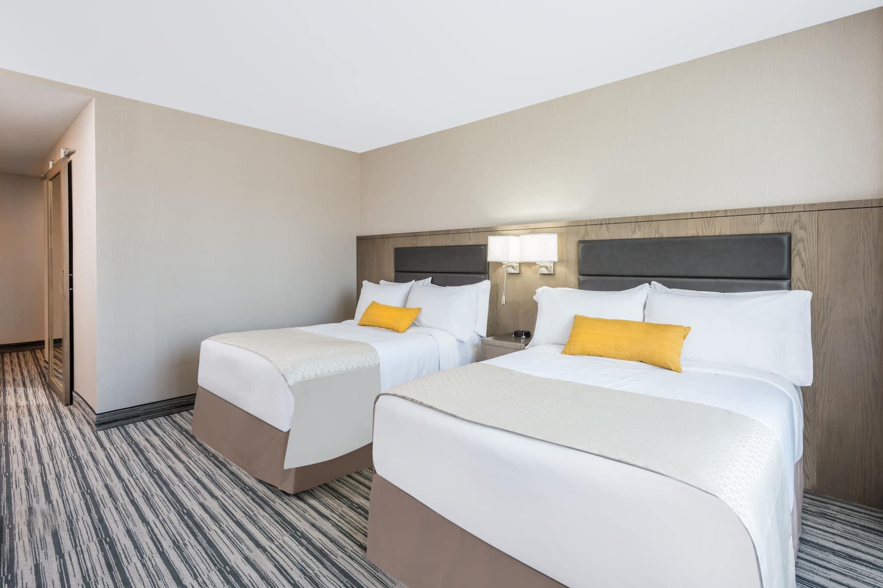 Wyndham Garden Laguardia South Hotel