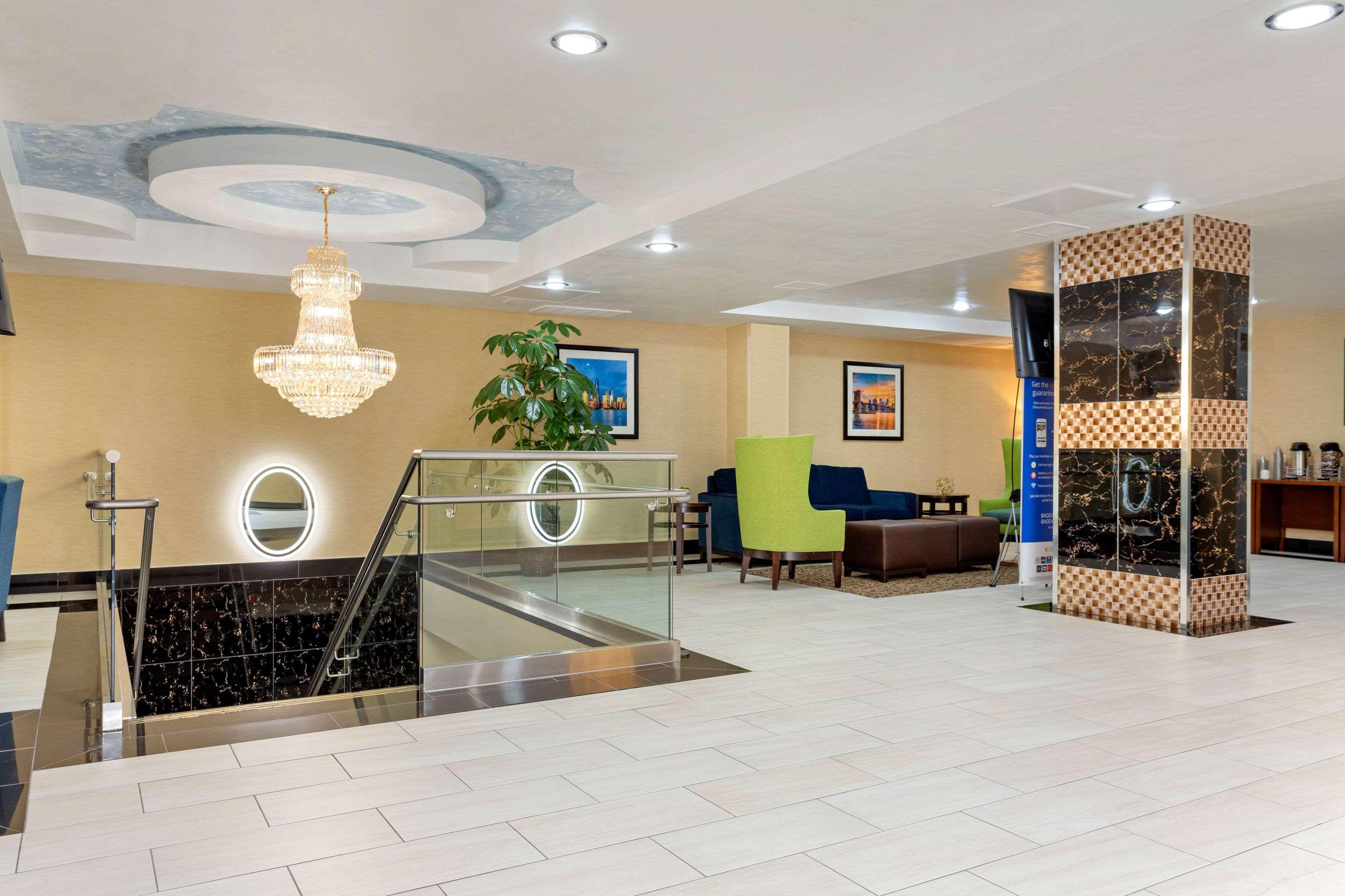 Comfort & Near Jfk Air Train