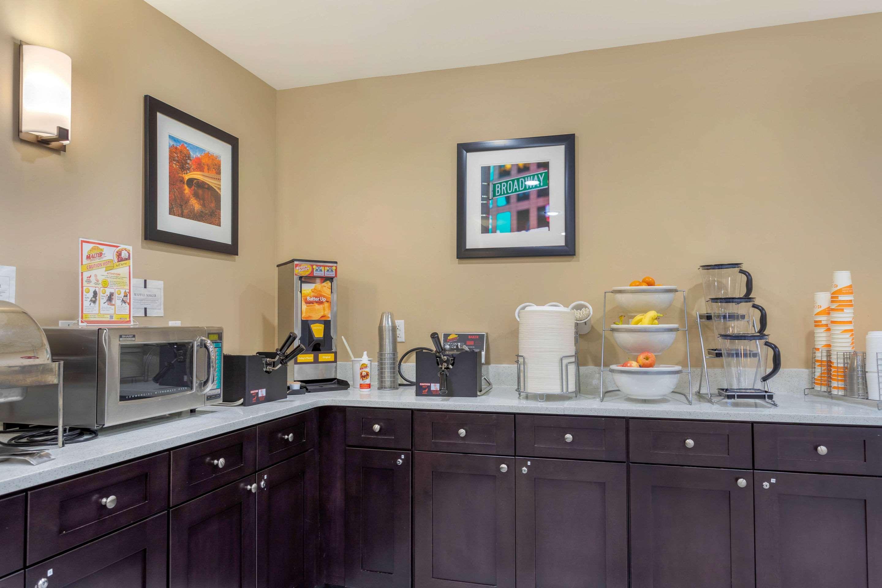 Comfort & Near Jfk Air Train Hotel New York