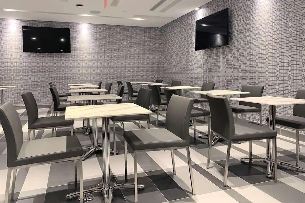 Western Premier Empire State New York