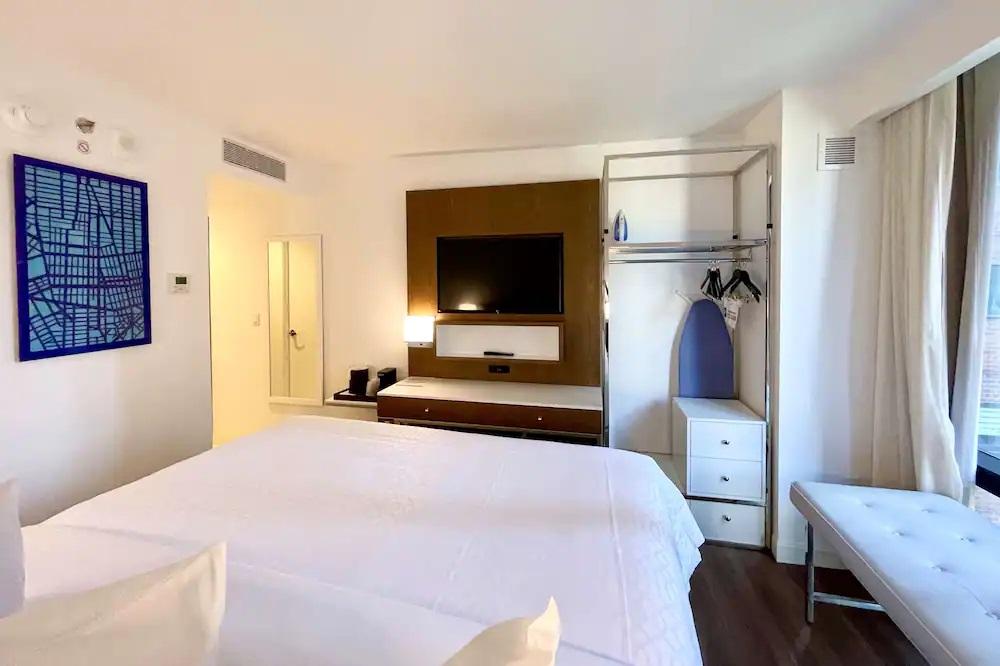 Hotel Western Premier Empire State 3*