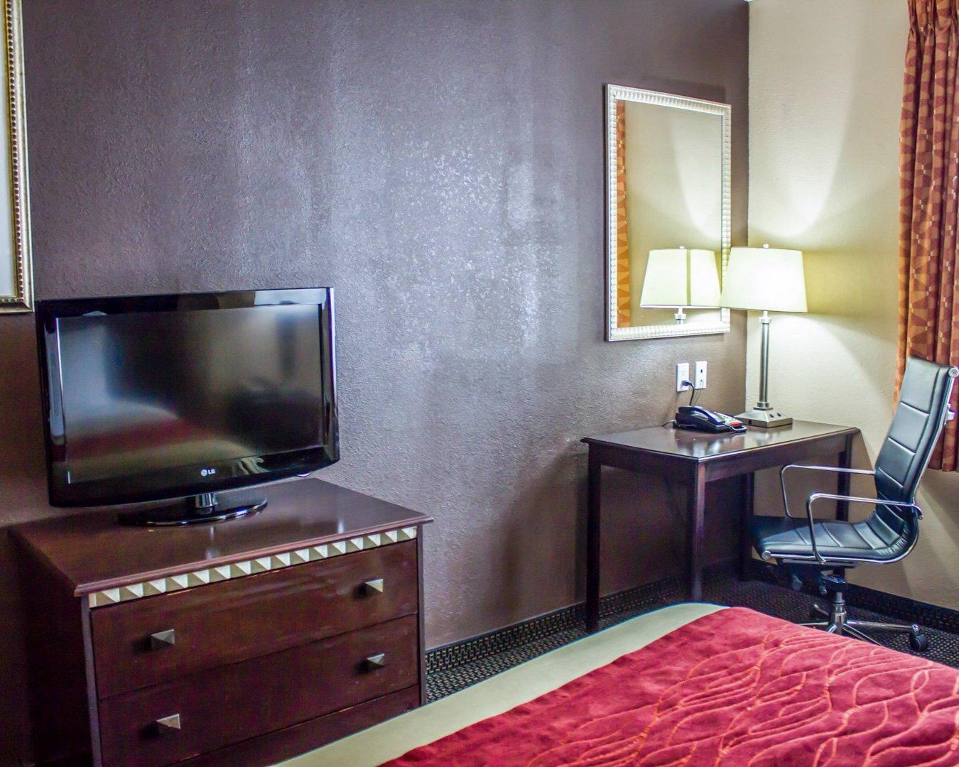 Travelodge By Wyndham Queens