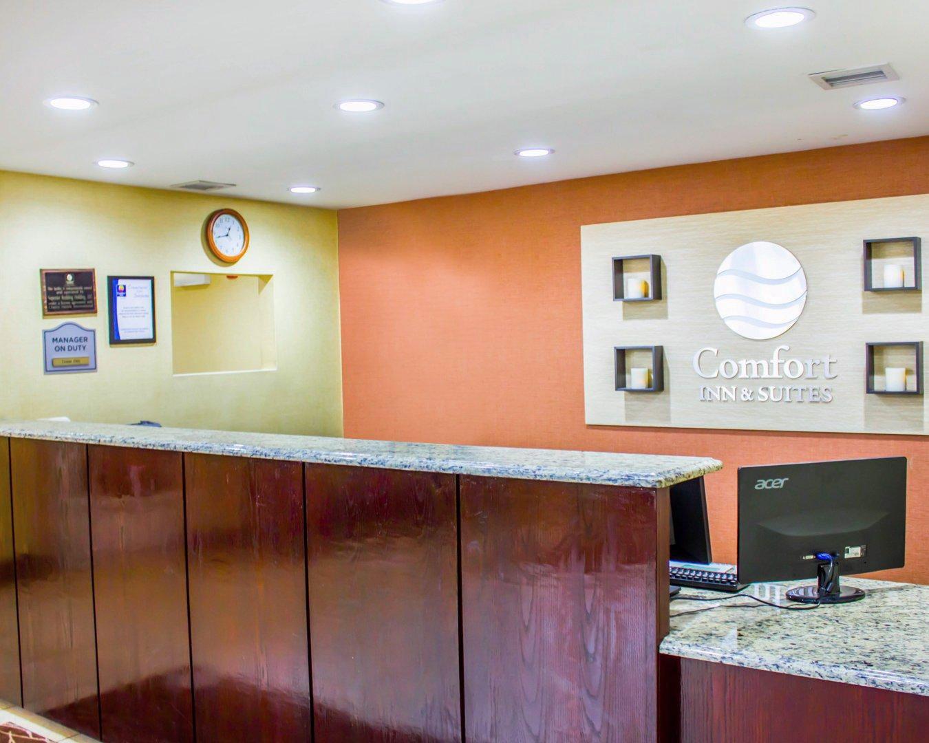 Travelodge By Wyndham Queens Hotel 3*