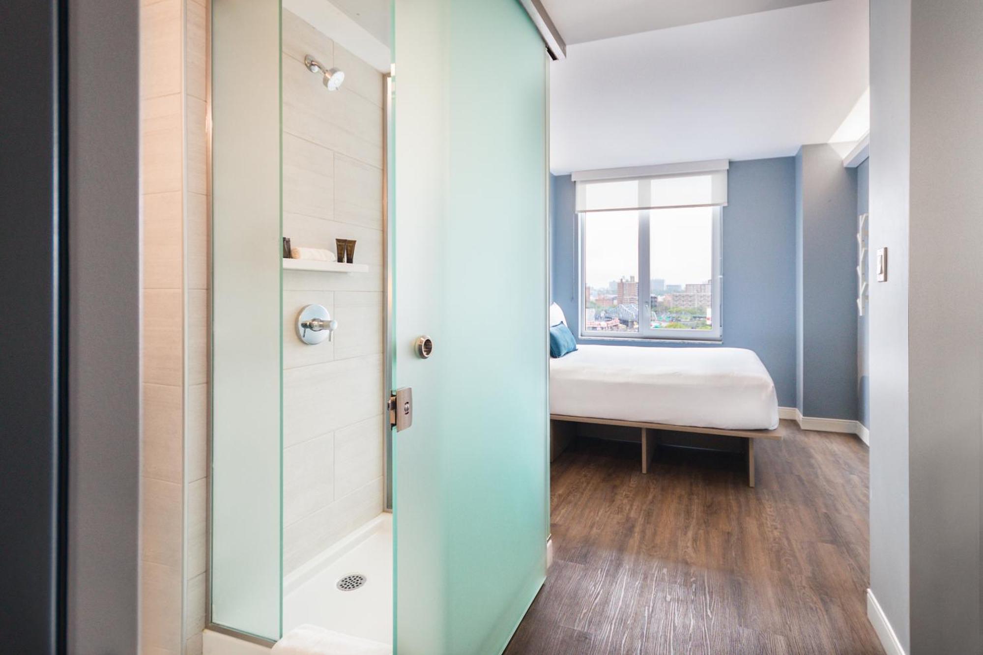Wingate By Wyndham Bronx Haven Park Hotel