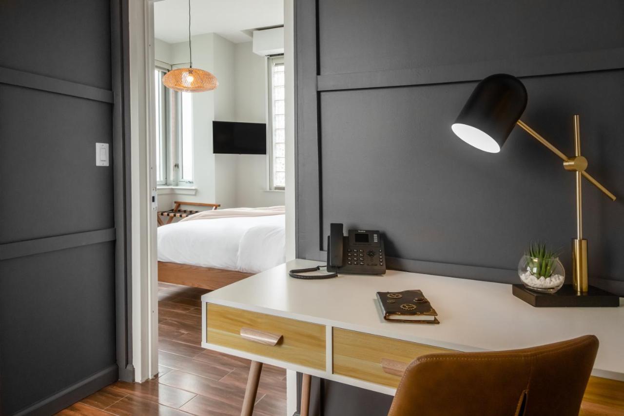 The Modernist New York