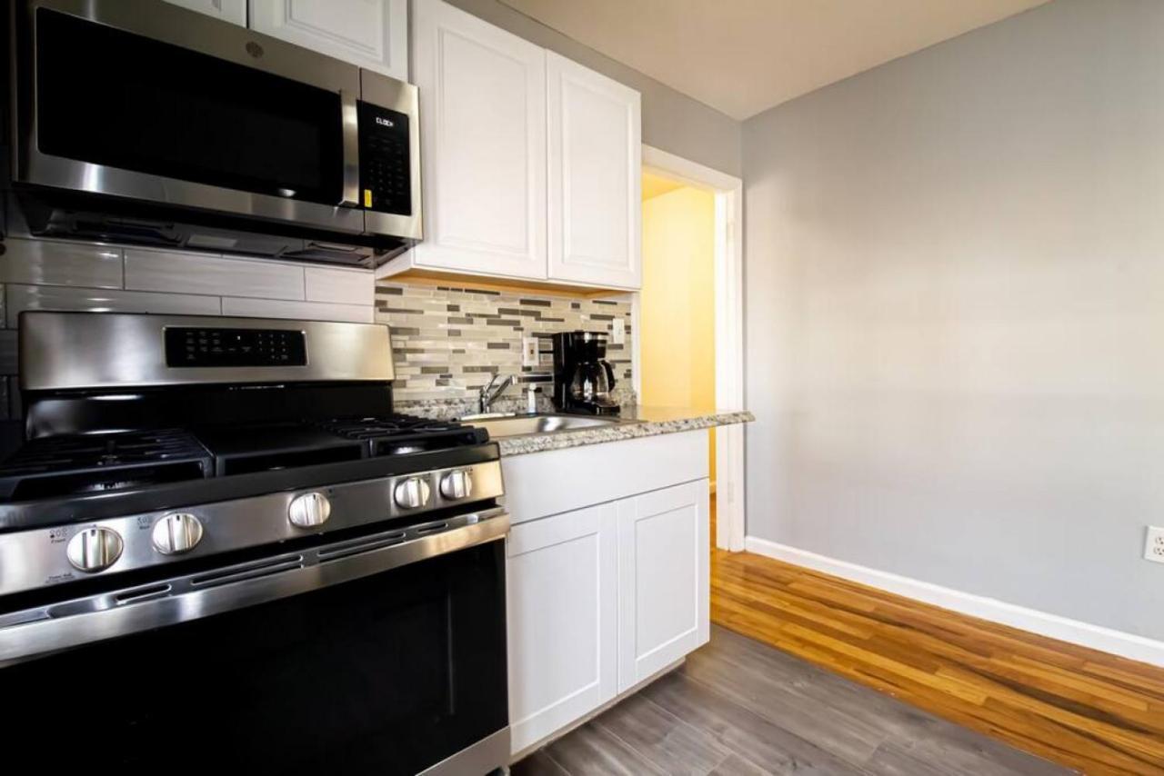Appartement Cozy Shack 1 Bedroom Studio With Sofa And Full Kitchen In Elmhurst Ny *