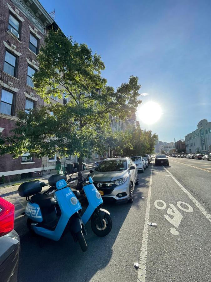 2 Bedrooms Apartament 1 Block From Manhattan * New York