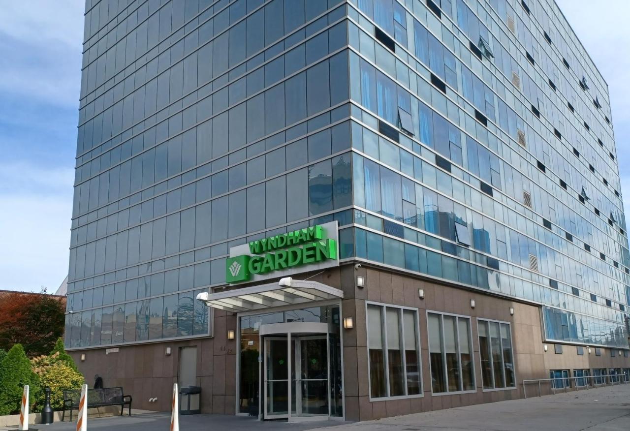 Hotel Wyndham Garden Long Island New York