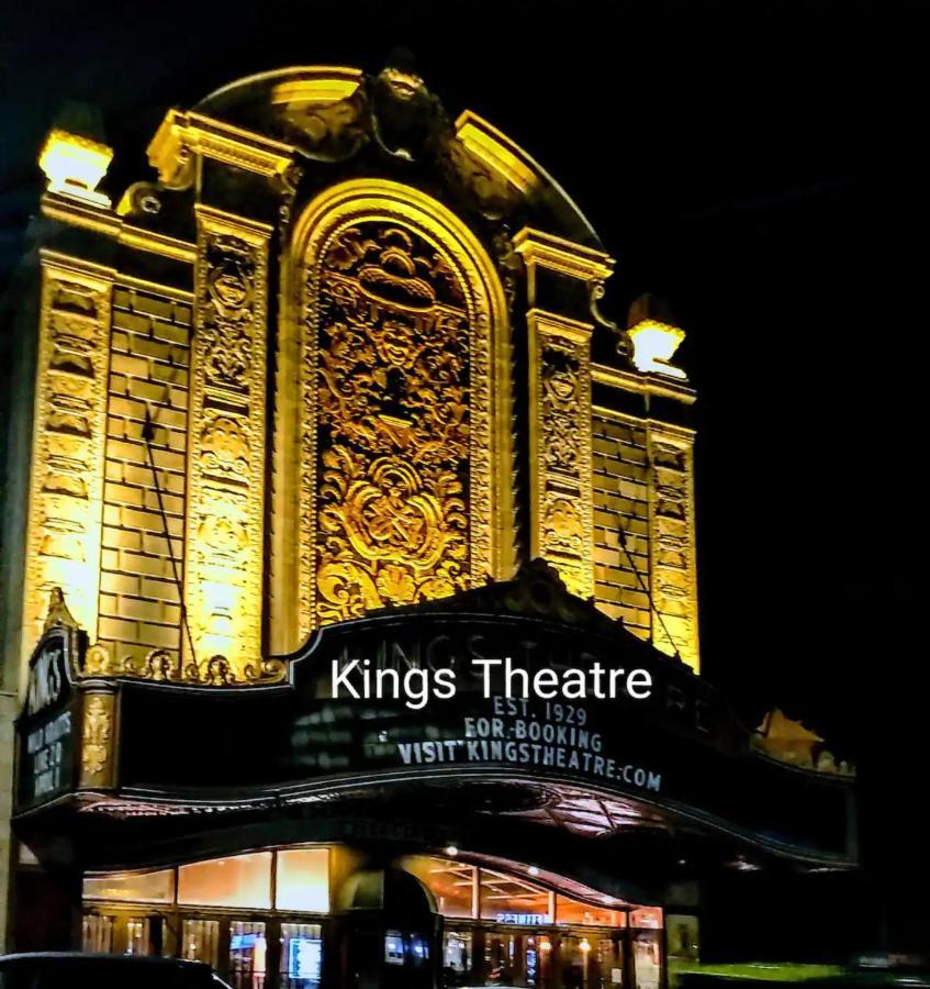 Bed & Breakfast Deluxe King