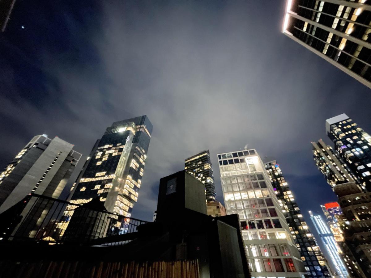 And The City, Rooftop View