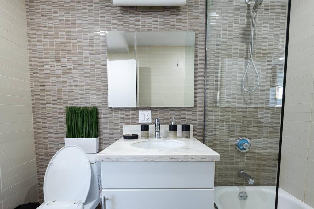 809-6b 2br Duplex Breathtaking Views Beauty New York