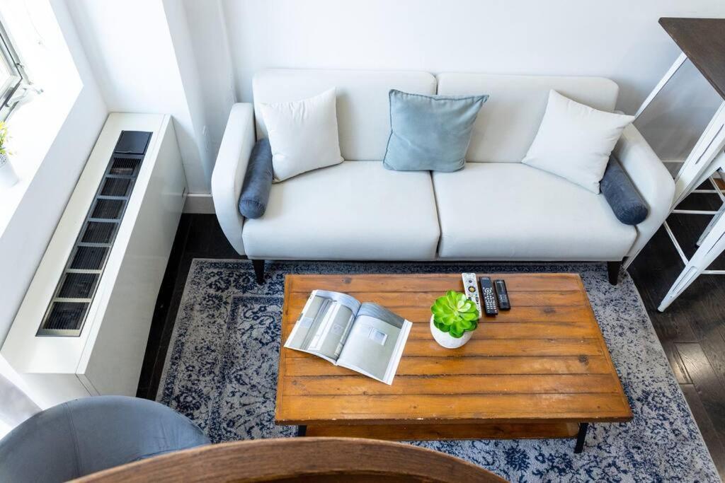 809-6b 2br Duplex Breathtaking Views Beauty New York