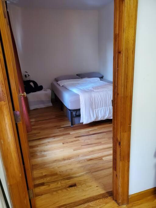 In The Heart Of Nyc! Time Sq, Theater District, Javits Center New York