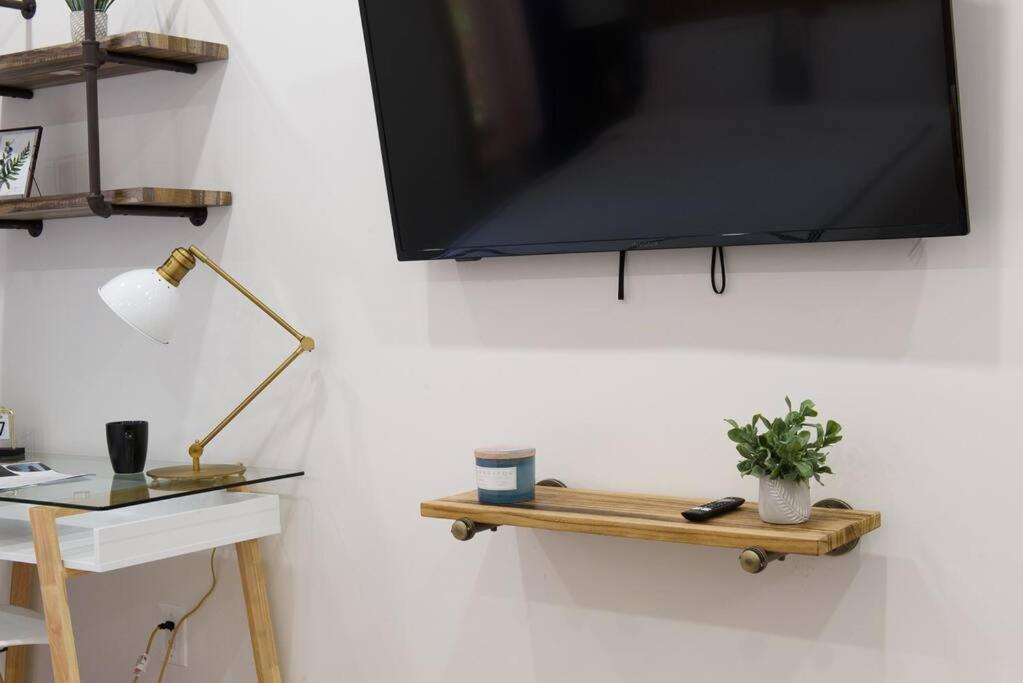 1597-5 New Prime Ues W D In Unit *