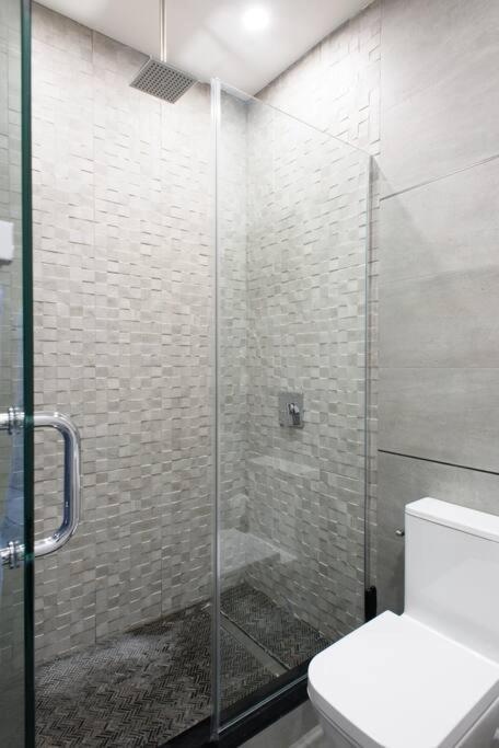 Apartment 78-2b New Furnished 1br Wd Walk To Park *