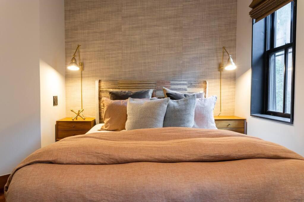 E10-3 3br Designer Townhouse Apartment New York