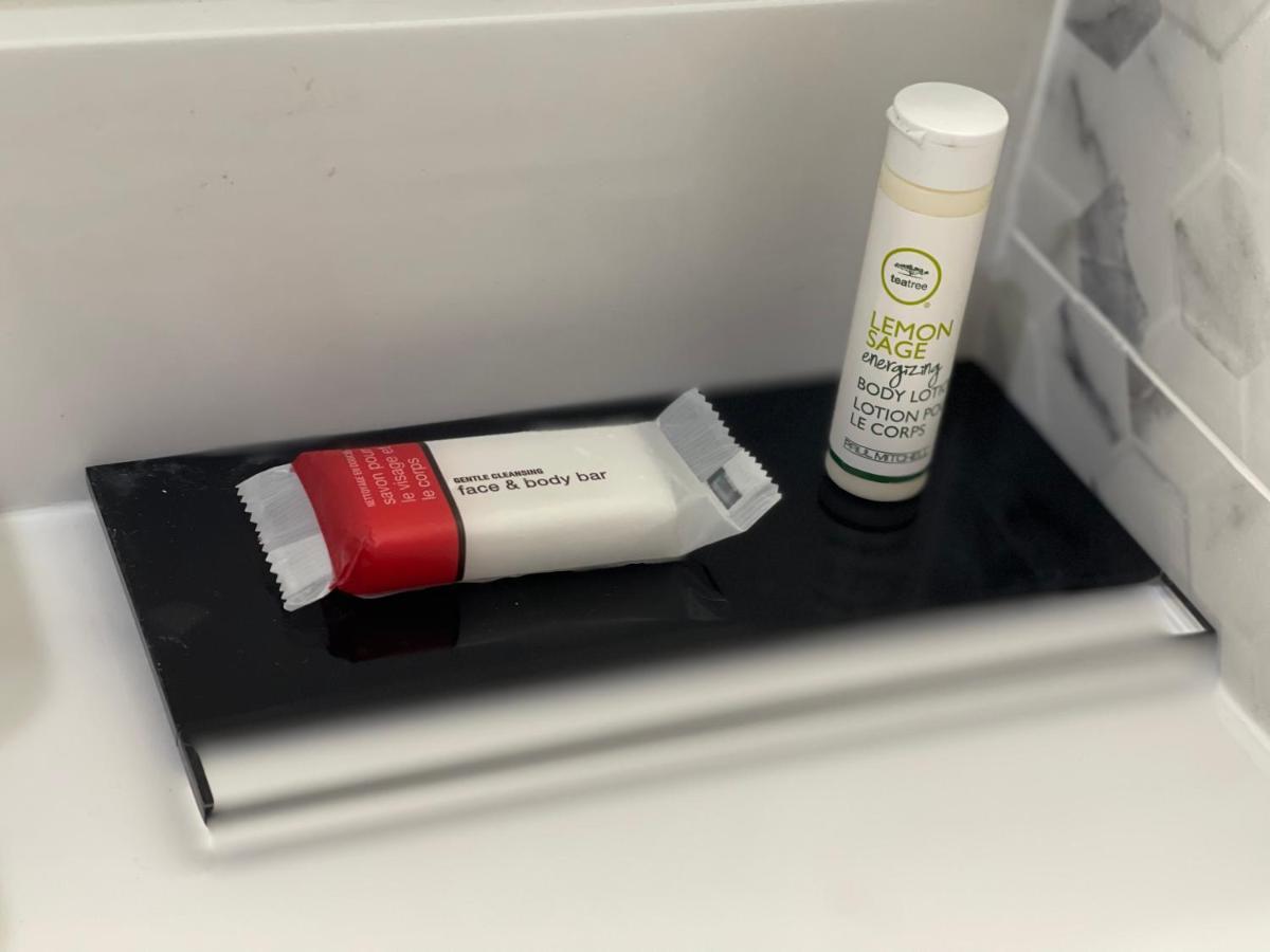 Hotel Super 8 By Wyndham Bronx Near Botanical Garden