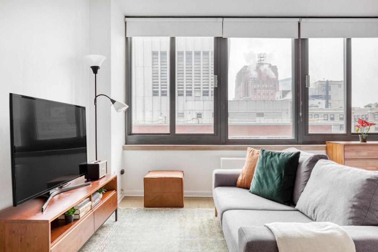Tribeca Studio Indoor Pool Great Views Nyc-185 Apartment New York