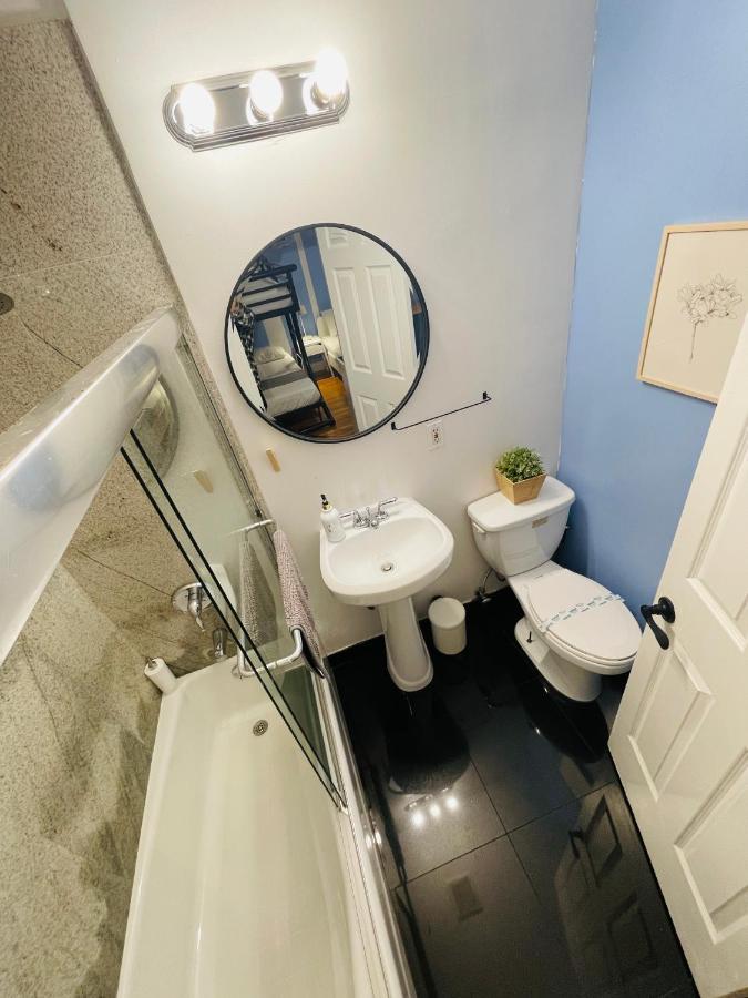 Apartment And The City, Empire State Building *