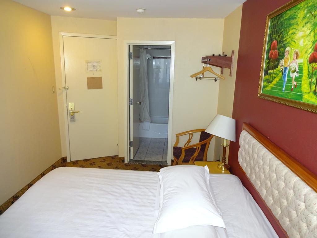 Flushing Hotel New York