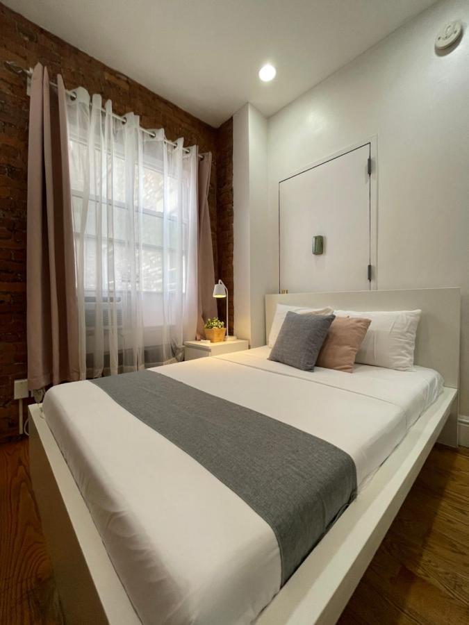 And The City, Empire State Building Apartment