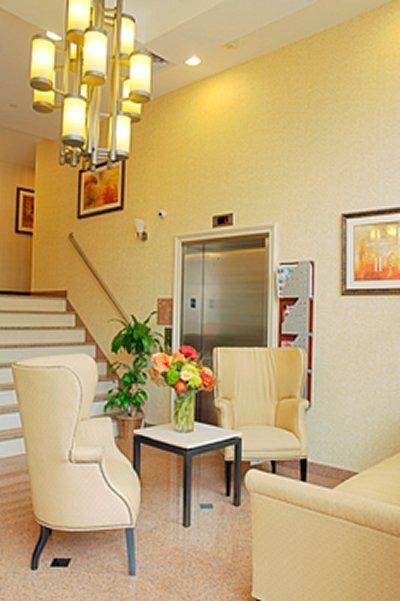 Western Arena Hotel 3*