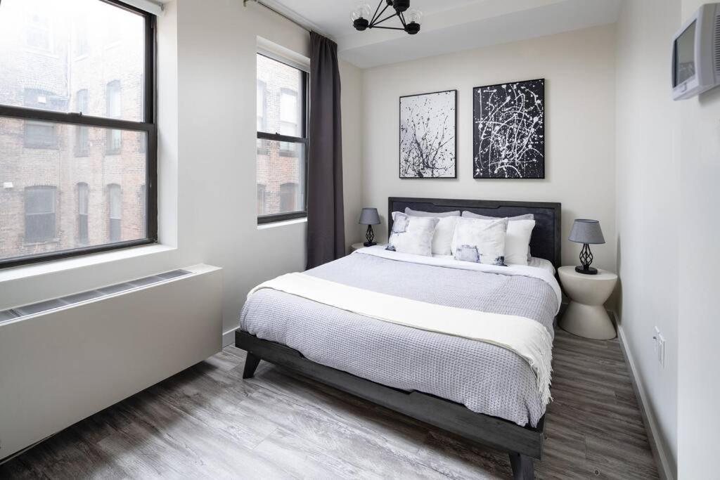 Modern Spacious In Chelsea New York