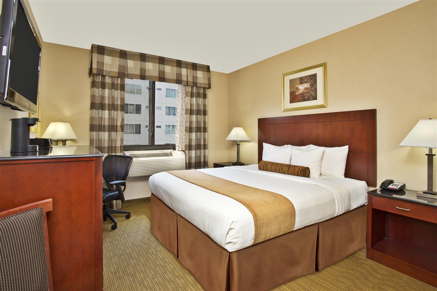 Hotel Western Arena 3*