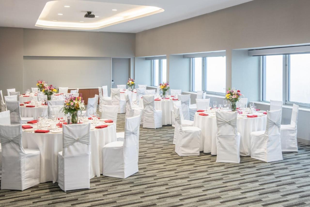 Hotel Crowne Plaza Jfk Airport City, An Ihg New York