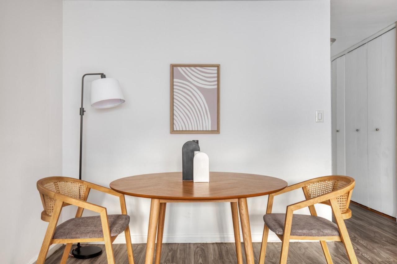 Ues 1br Wdoorman 15m Nr Park Nyc-198 Apartment