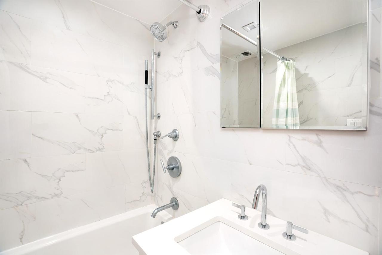 Elegant East Side * New York