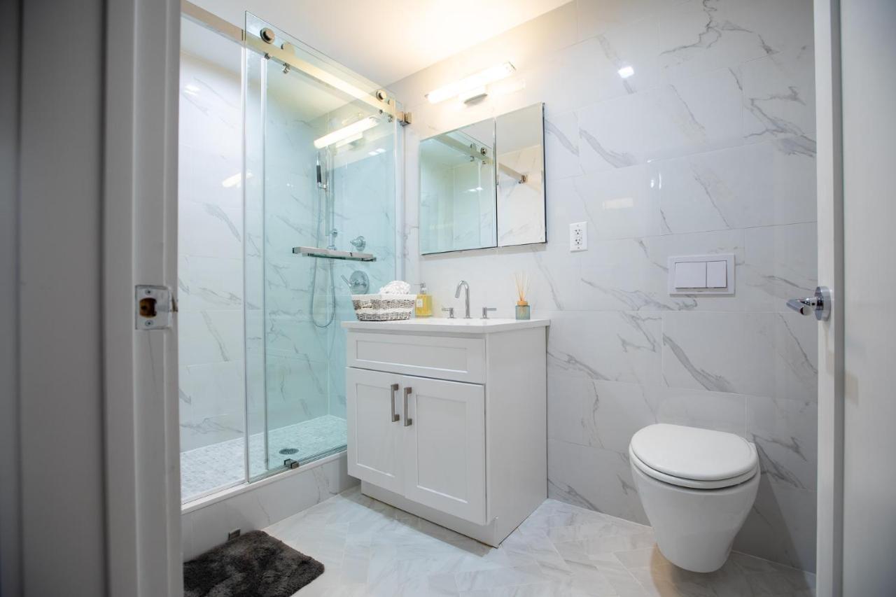 Elegant East Side Apartment