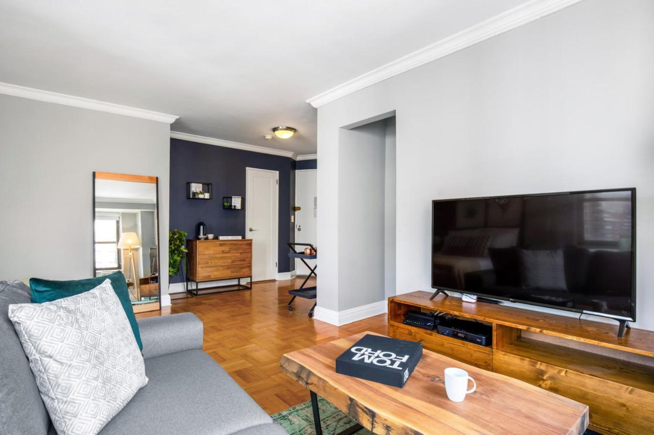 Midtown E W Great Light Gym Nyc-139 *