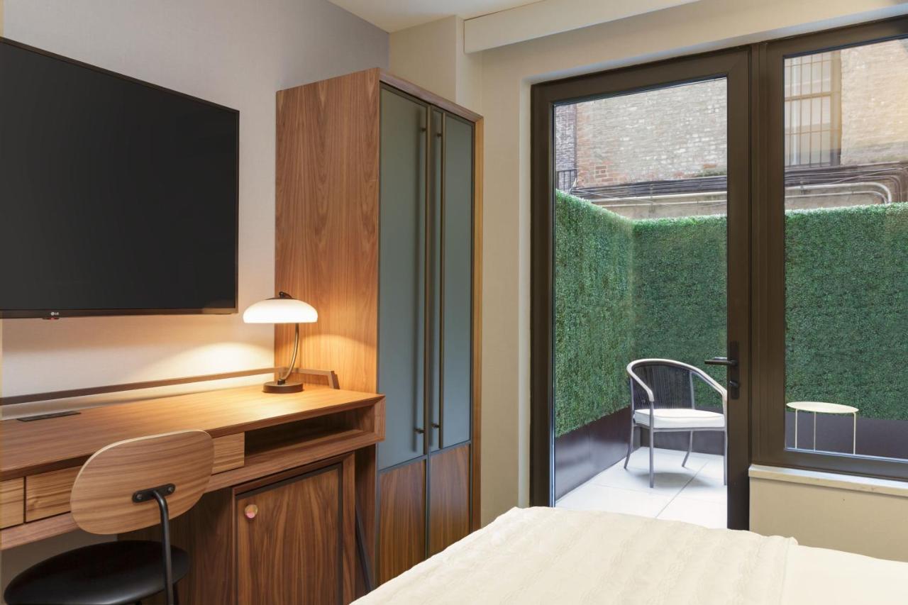 Le Meridien New York, Fifth Avenue Hotel