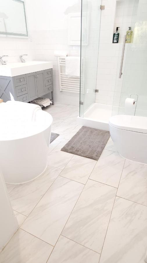 Villa Gorgeous Victorian House!! Entire In Sam's