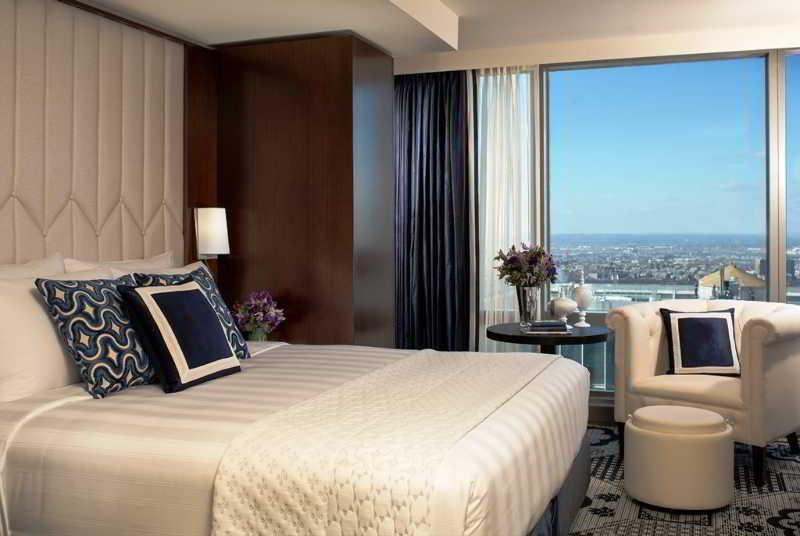 By Marriott Manhattan/central Park Hotel