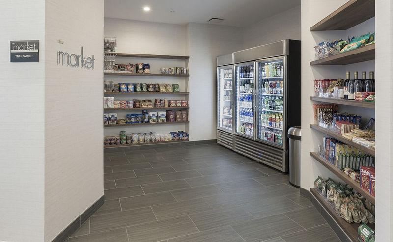 Courtyard By Marriott Long Island City/new York Manhattan View