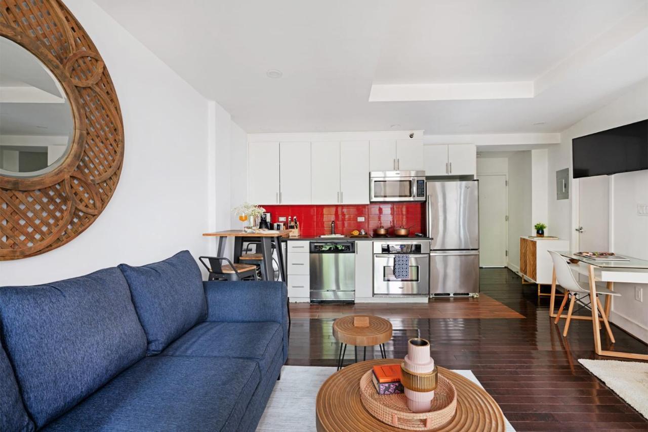 Appartement 809-2b New Bldg Jr Columbus Circle Balcony Wd