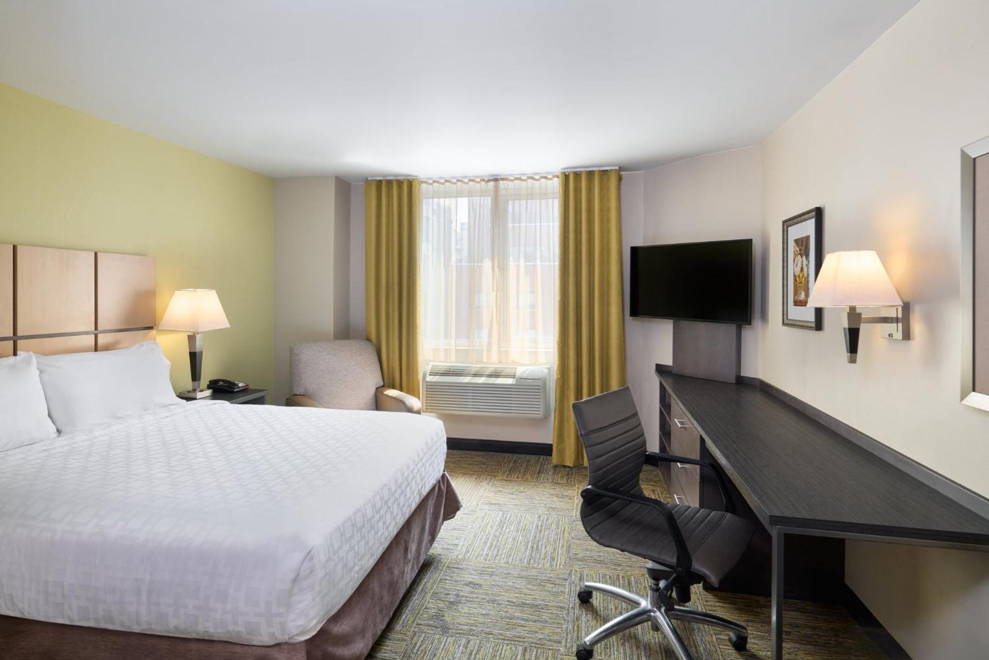 Hotel Candlewood Nyc -times Square By Ihg