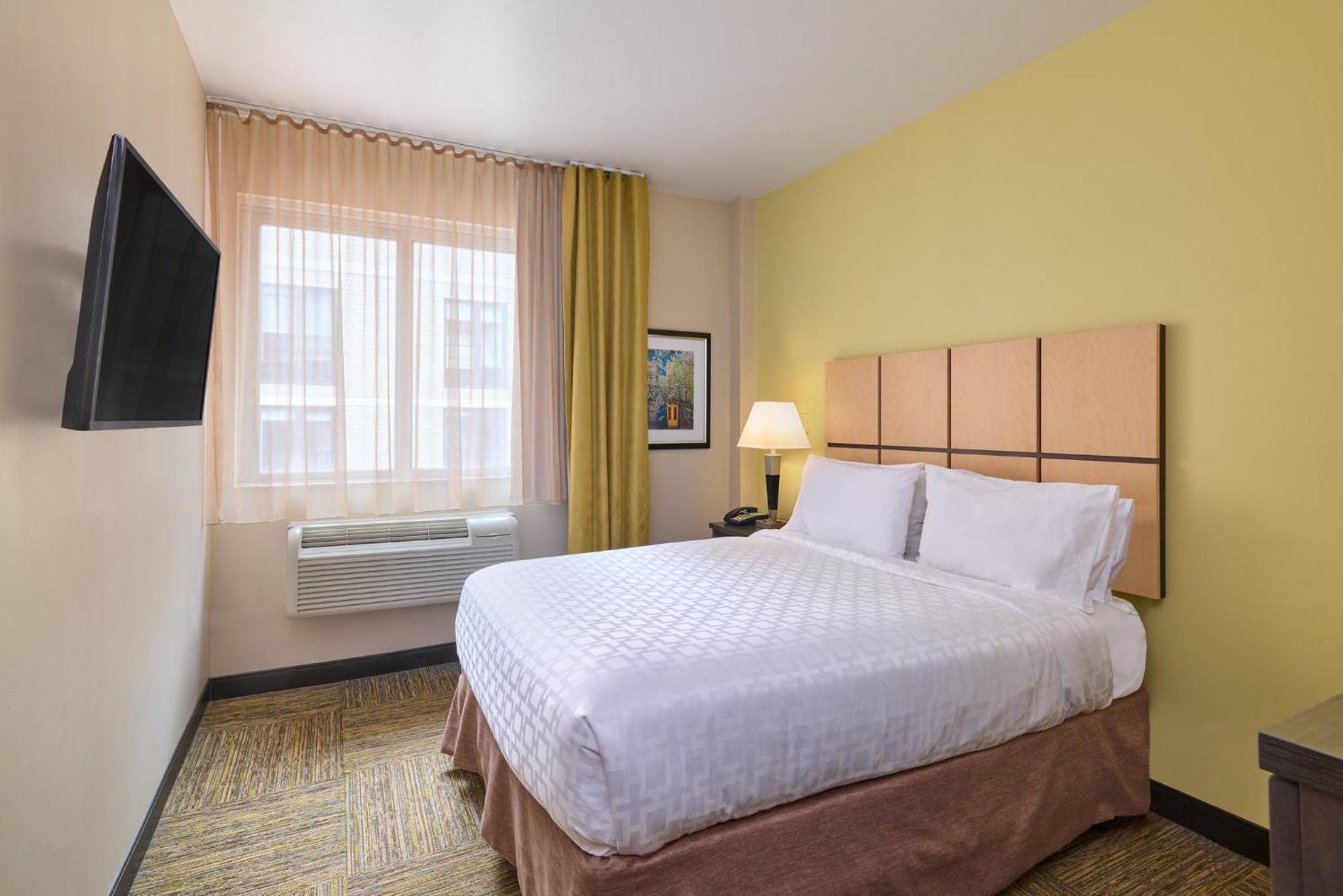 Hotel Candlewood Nyc -times Square By Ihg New York