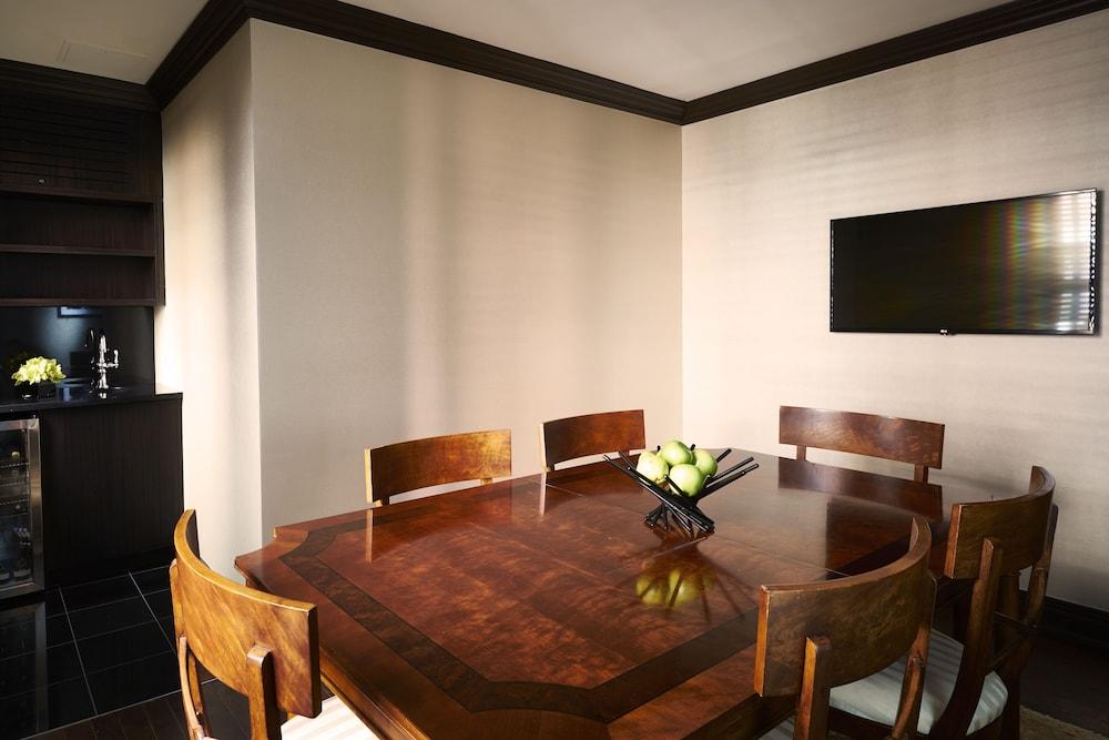 Iroquois Times Square 5* New York