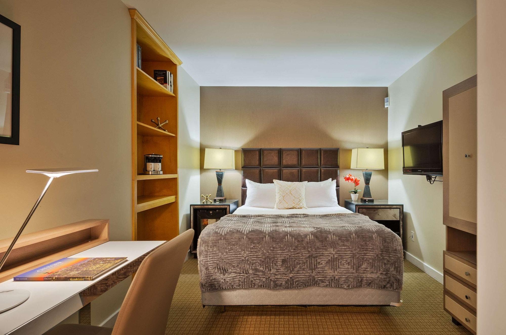 The Historic Blue Angel Lexington Ave, An Ascend Collection 3* New York