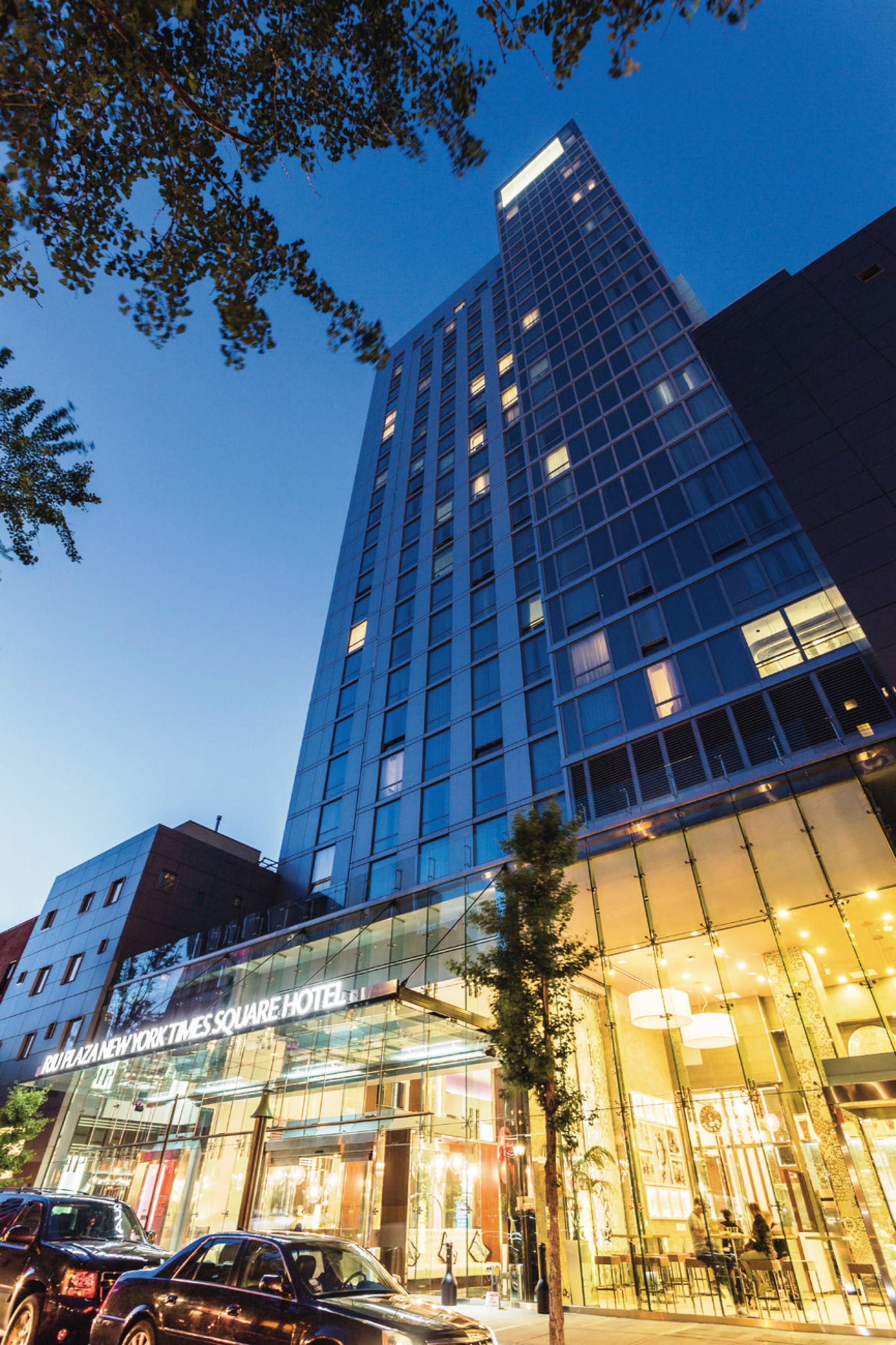 Hotel Riu Plaza Times Square 4*
