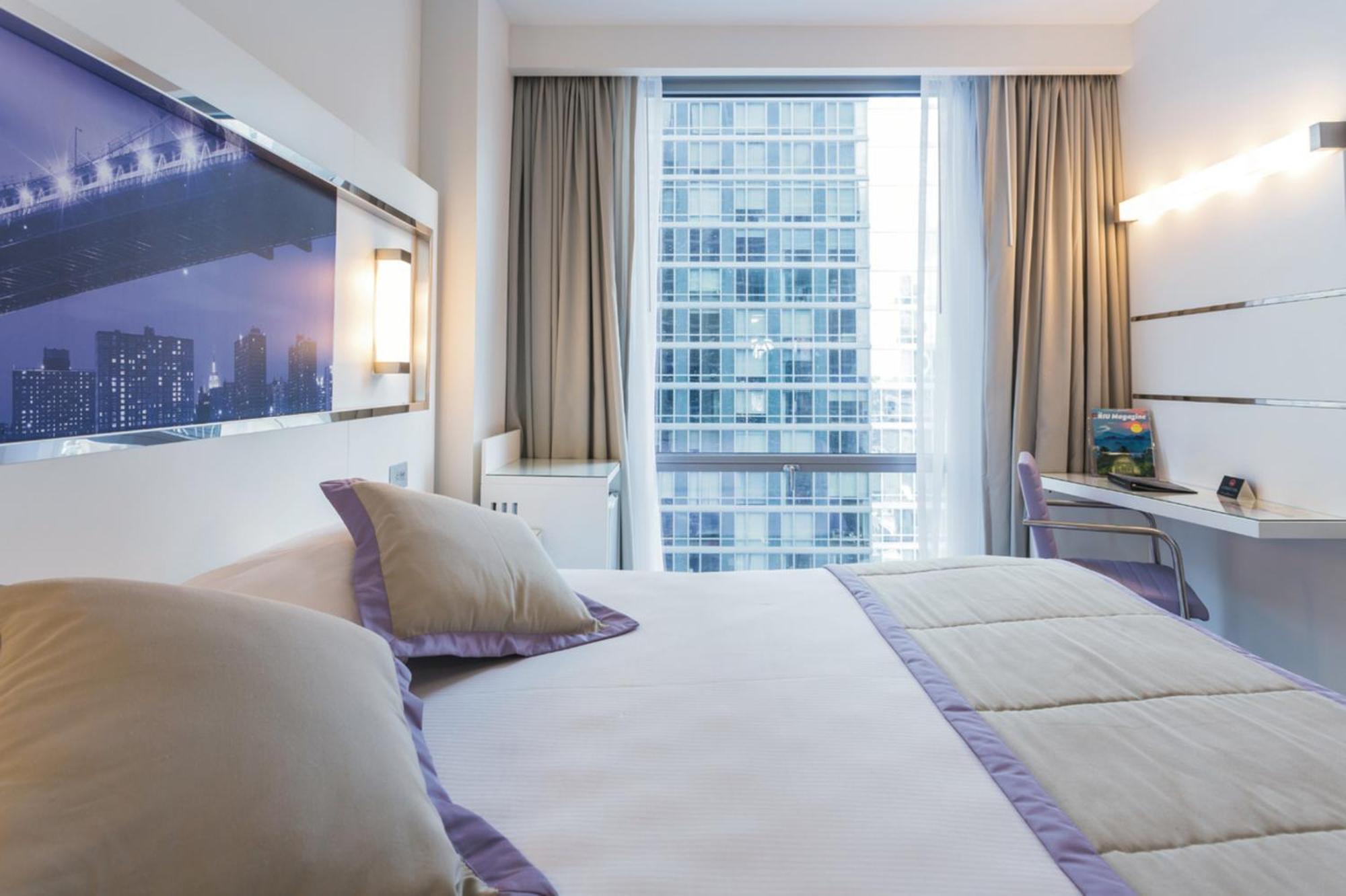 Riu Plaza Times Square Hotel 4*