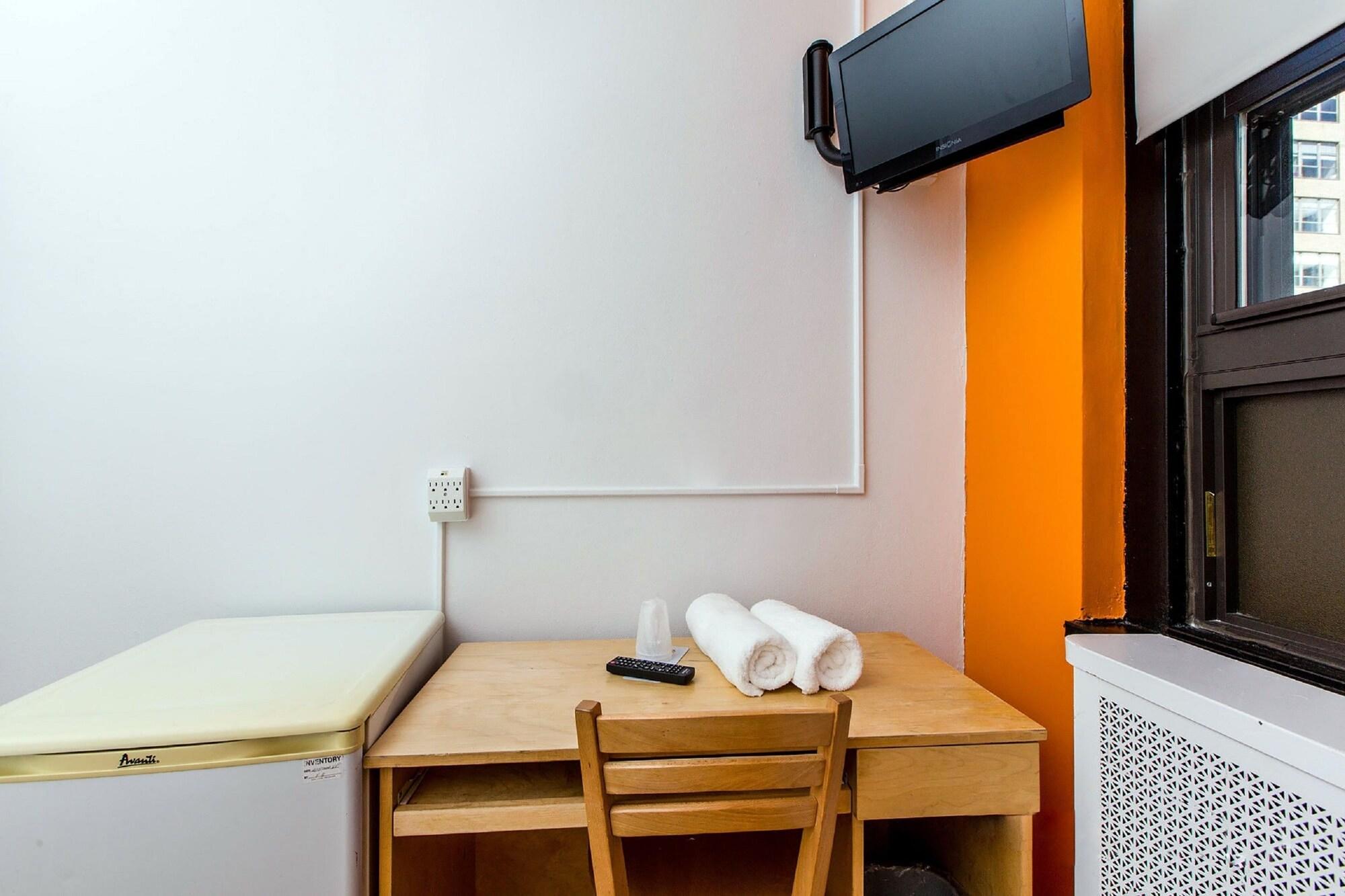 Vanderbilt Ymca Hostel *