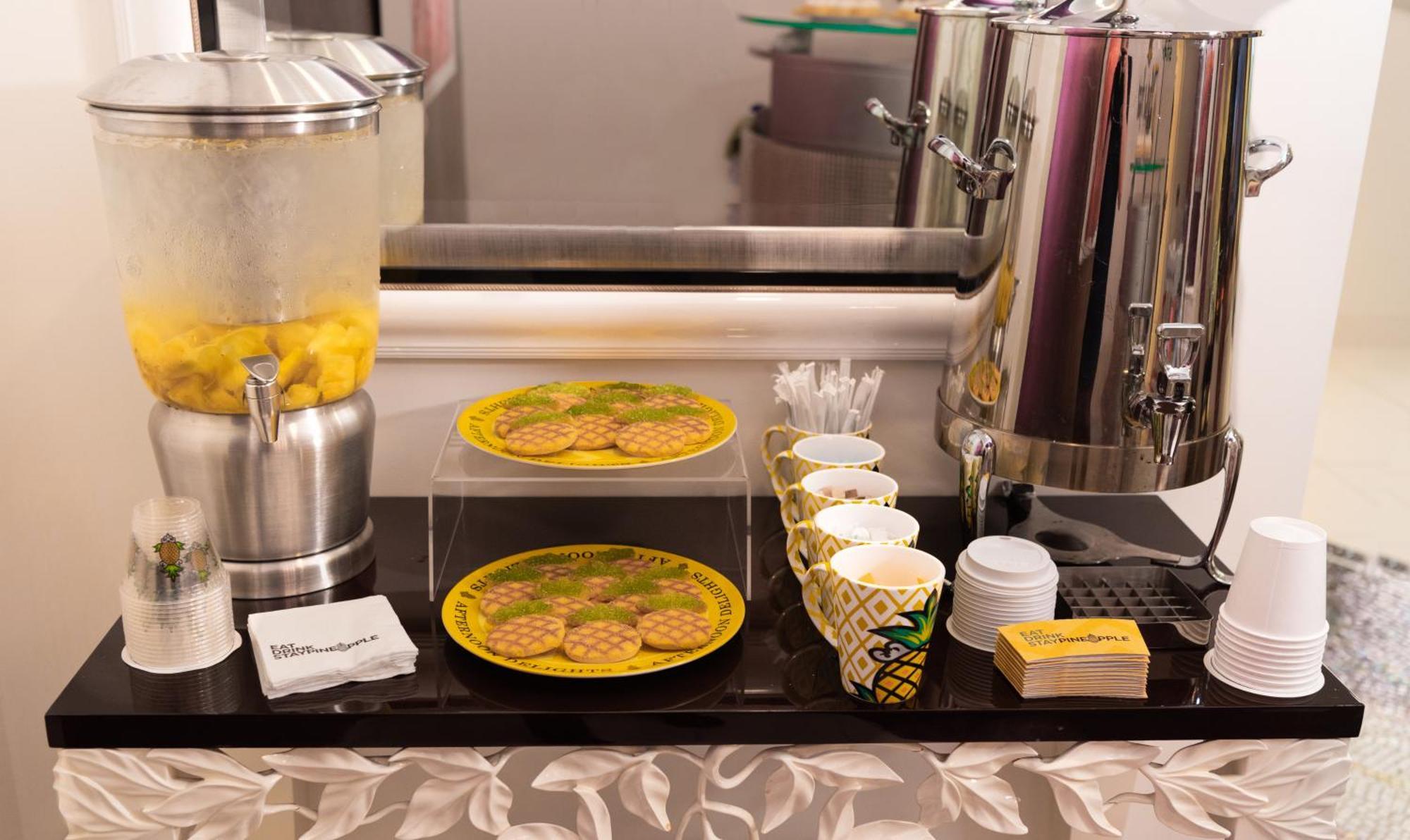 Staypineapple, An Artful Hotel, Midtown 4*