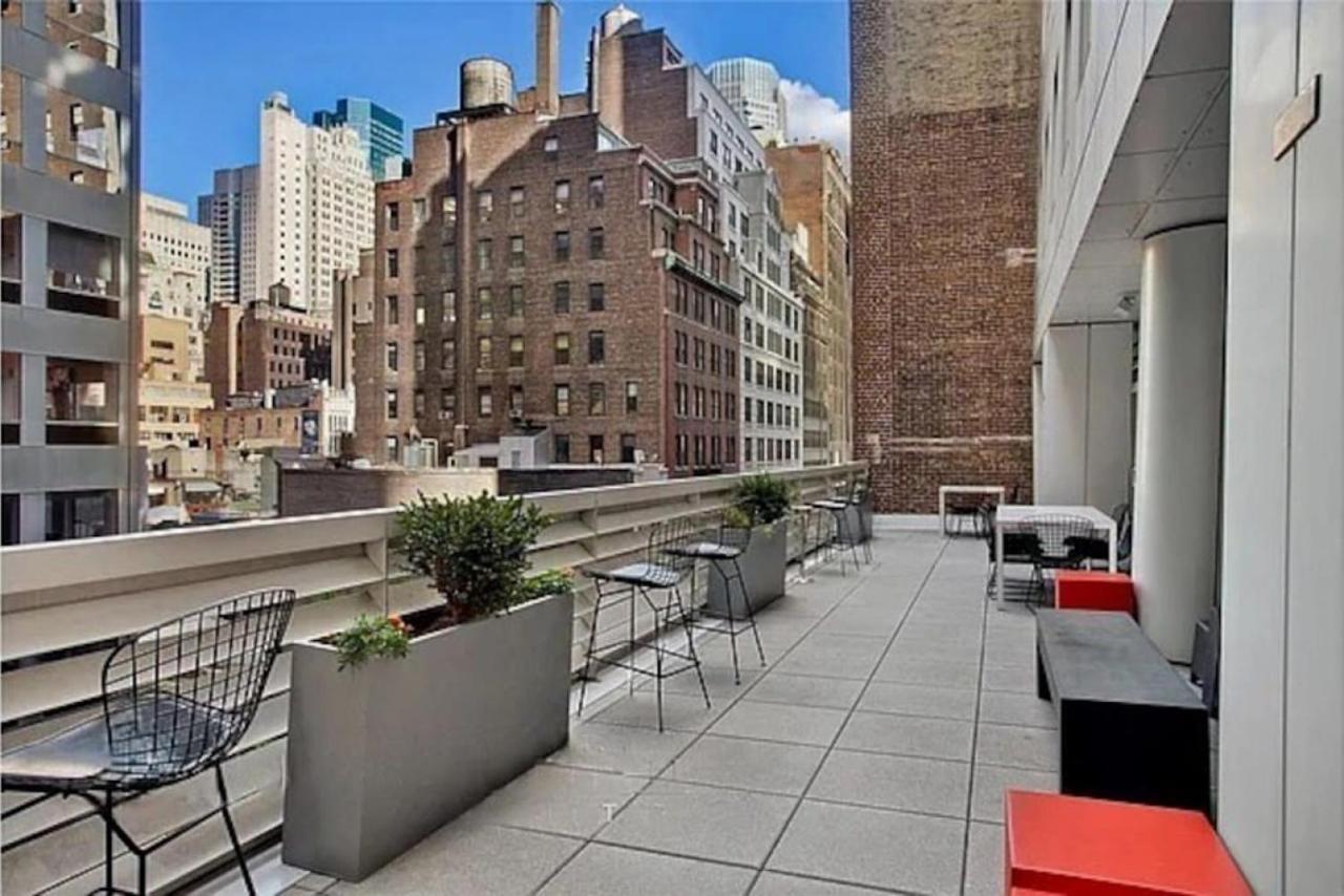 Beautiful 2bd With A Gym Near Times Square *