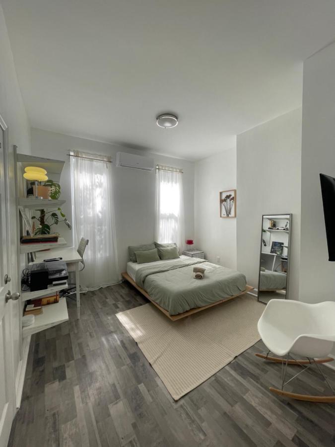 Cozy Private In Bushwick * New York
